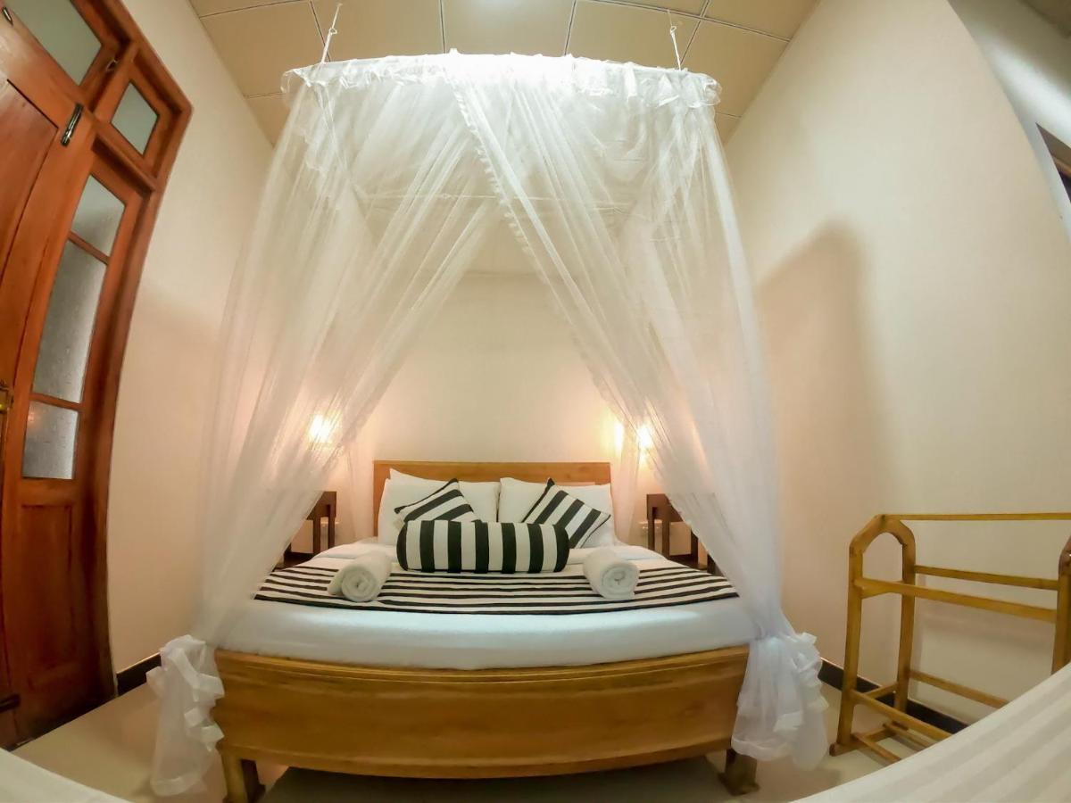 Ritz Inn Ella Εξωτερικό φωτογραφία