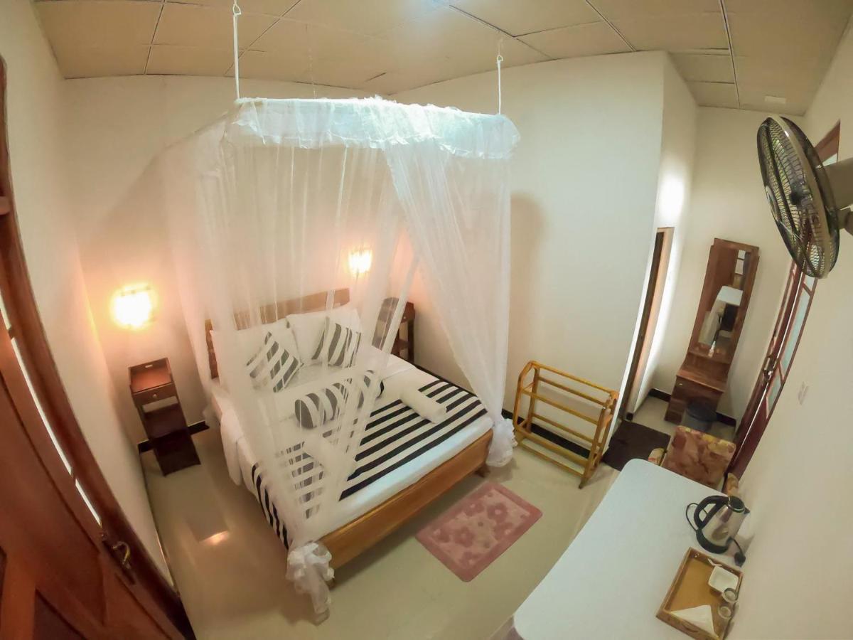 Ritz Inn Ella Εξωτερικό φωτογραφία