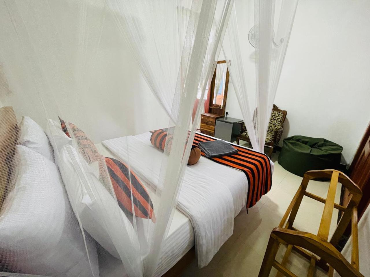 Ritz Inn Ella Εξωτερικό φωτογραφία